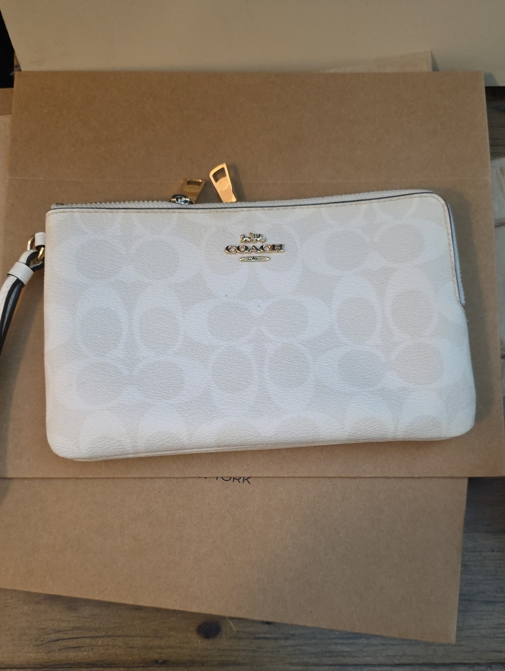 Bingo #17 Like New Double Zip